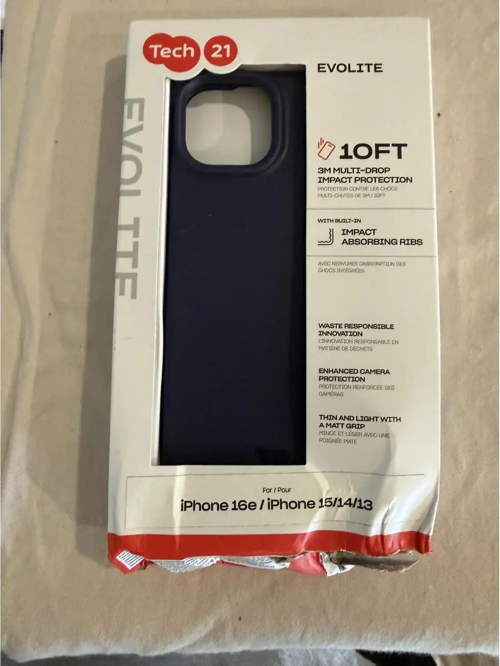 Tech21 Evolite navy case iPhone 15/14/13